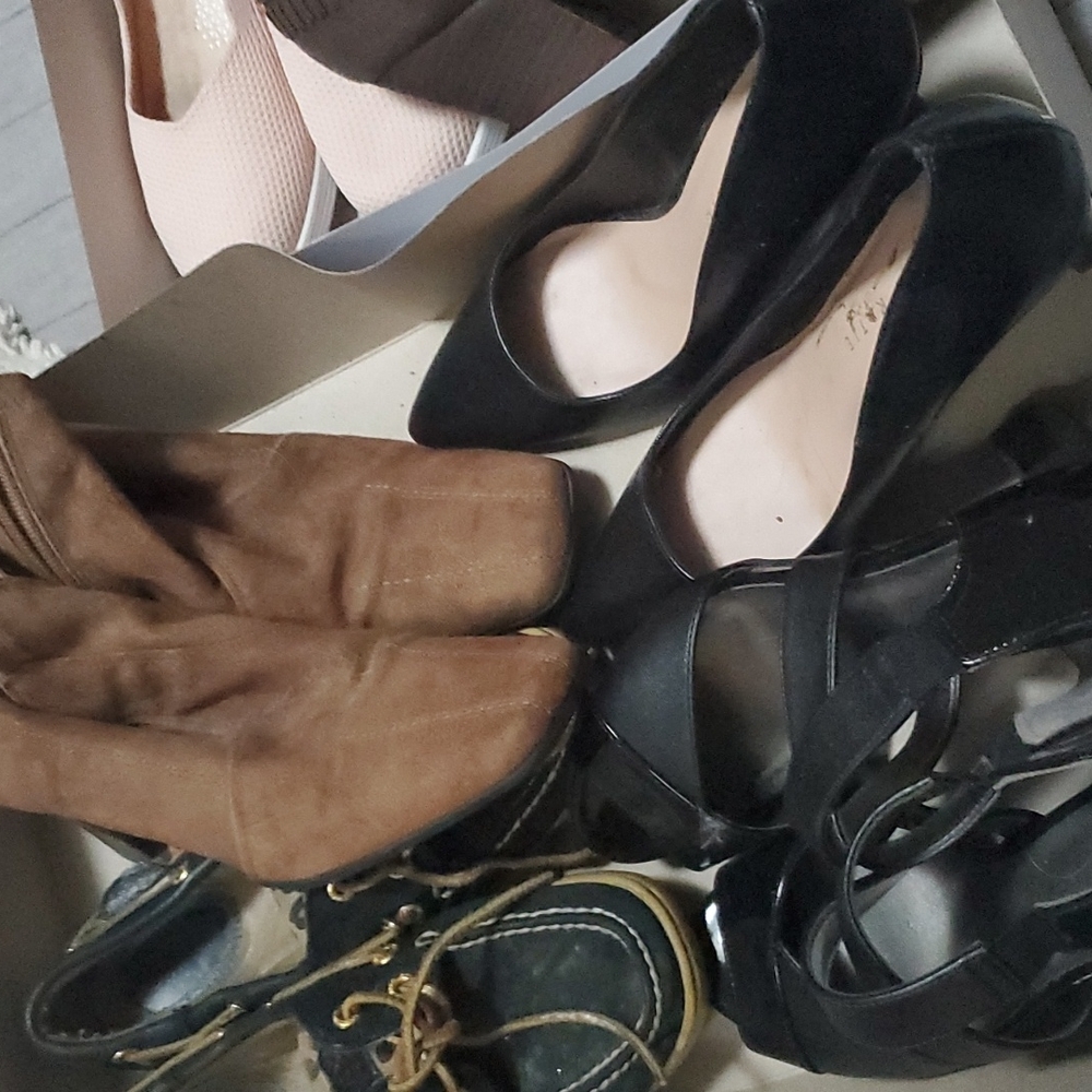 Shoe's